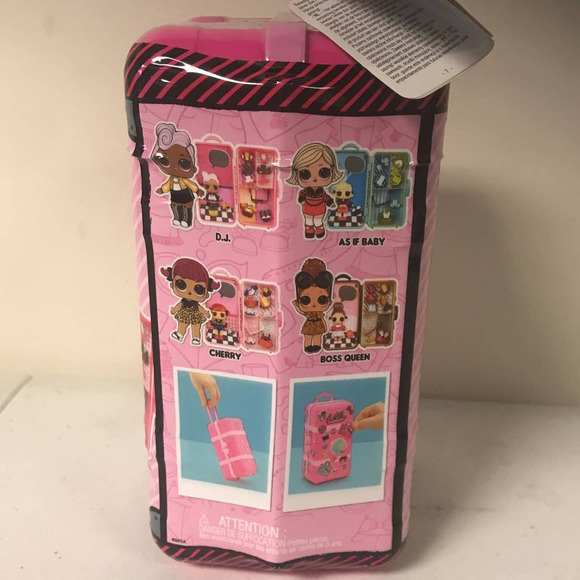 L.O.L. Surprise! Style Suitcase Electronic Playset - D.J. - Picture 6 of 9